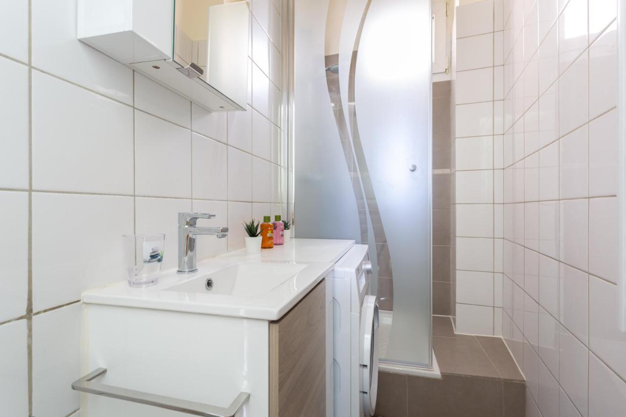 Ferienwohnung Le charme haussmannien-10 min Paris Argenteuil Exterior foto